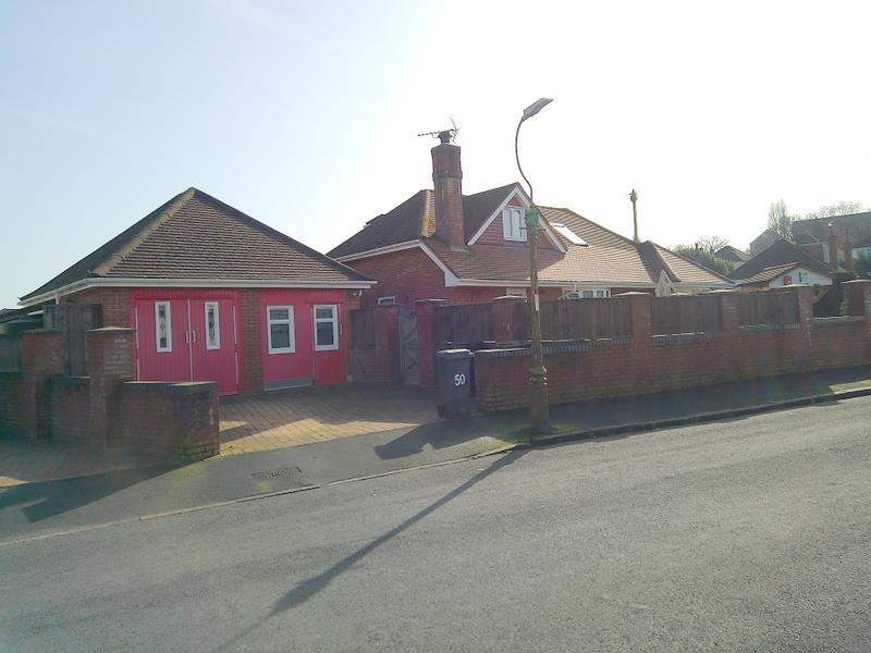 Strathmore Road, Bournemouth photo 2