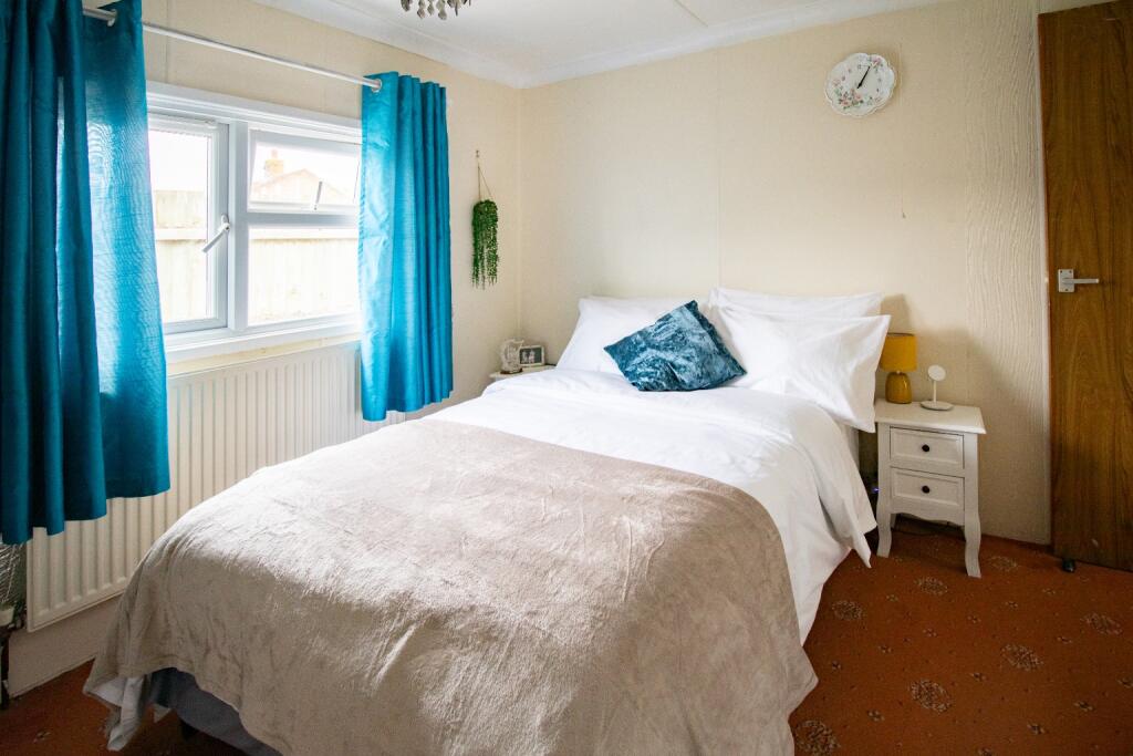 Snettisham, King's Lynn, Norfolk, PE31 - More