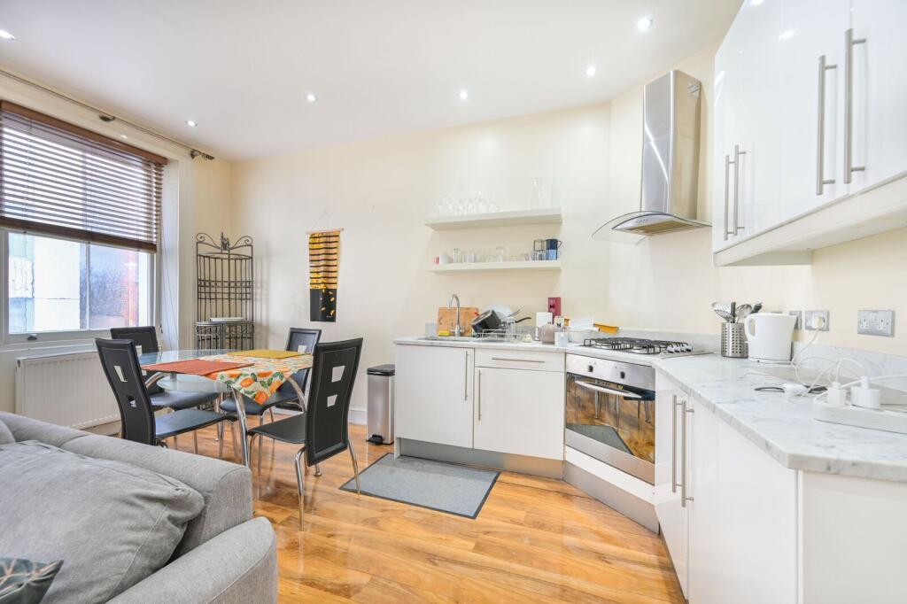 Main image of property: Craven Terrace, Lancaster Gate, London, W2