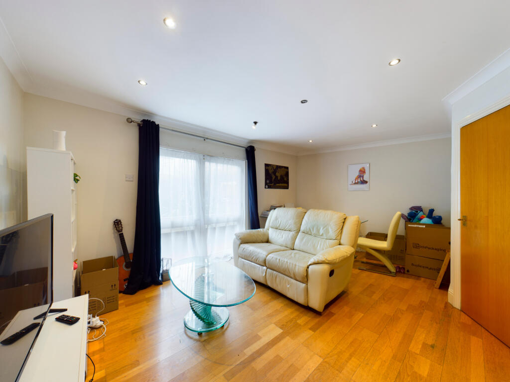 Main image of property: Peninsula Court, 
121 East Ferry Road, E14