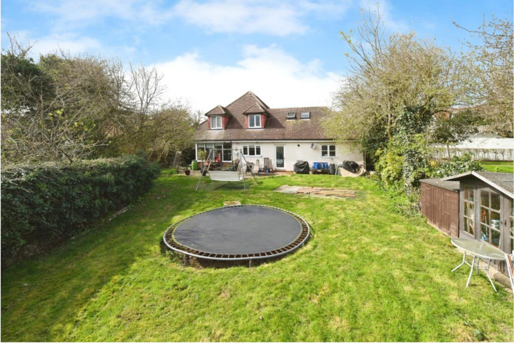 Main image of property: Vicarage Lane, Dunmow, CM6