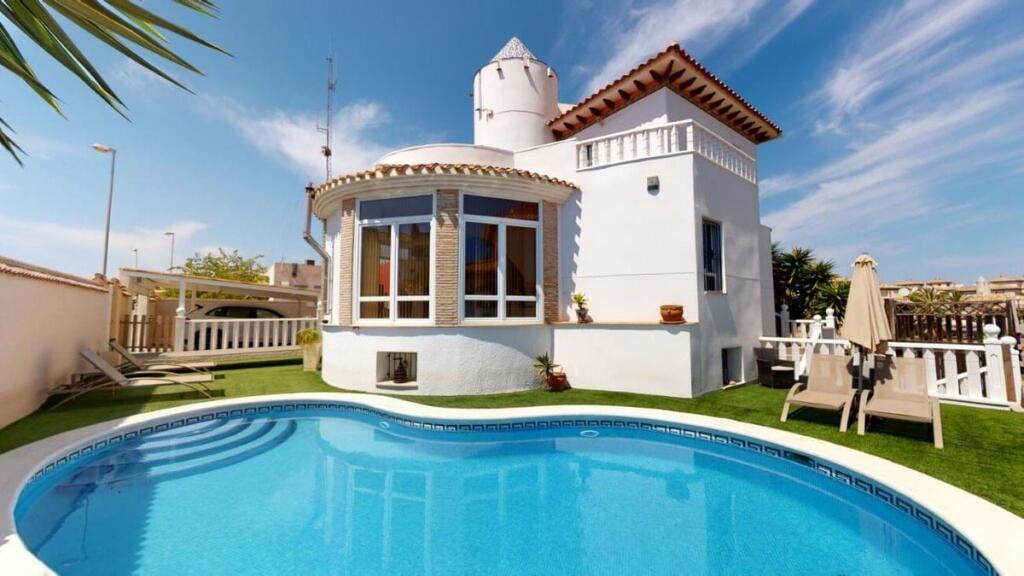 Main image of property: Valencia, Alicante, Orihuela Costa