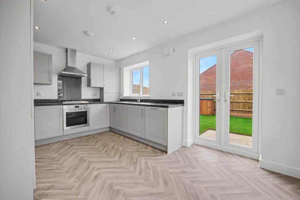 House in Warwick, Westwood Park, Burton Green - View 3