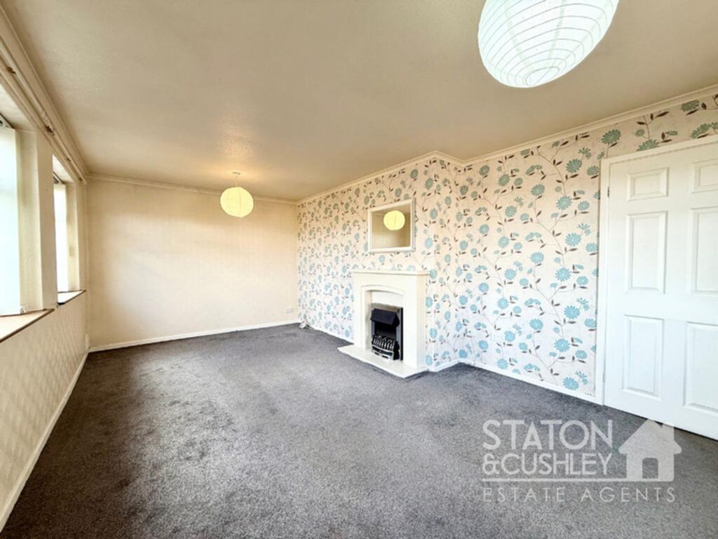House in Ashfield, Sutton in Ashfield, Stanton Hill - View 5