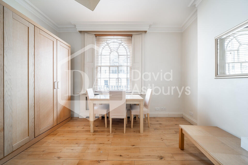 Apartment in London - View 5