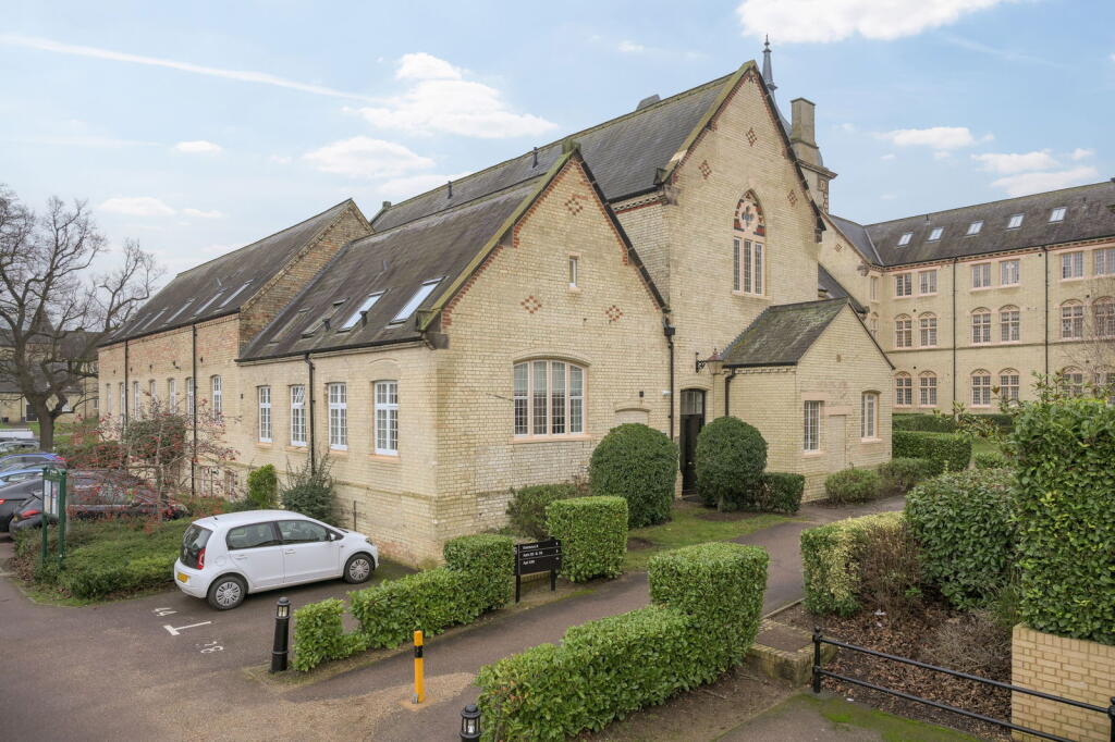 Main image of property: Kingsley Avenue, Fairfield, Hitchin, SG5 4FX