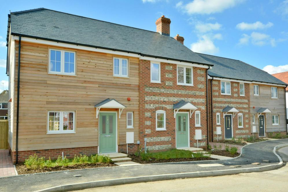 2-bed semi-detached on Platinum Way, Corfe Mullen, BH21 3EX, £325,000