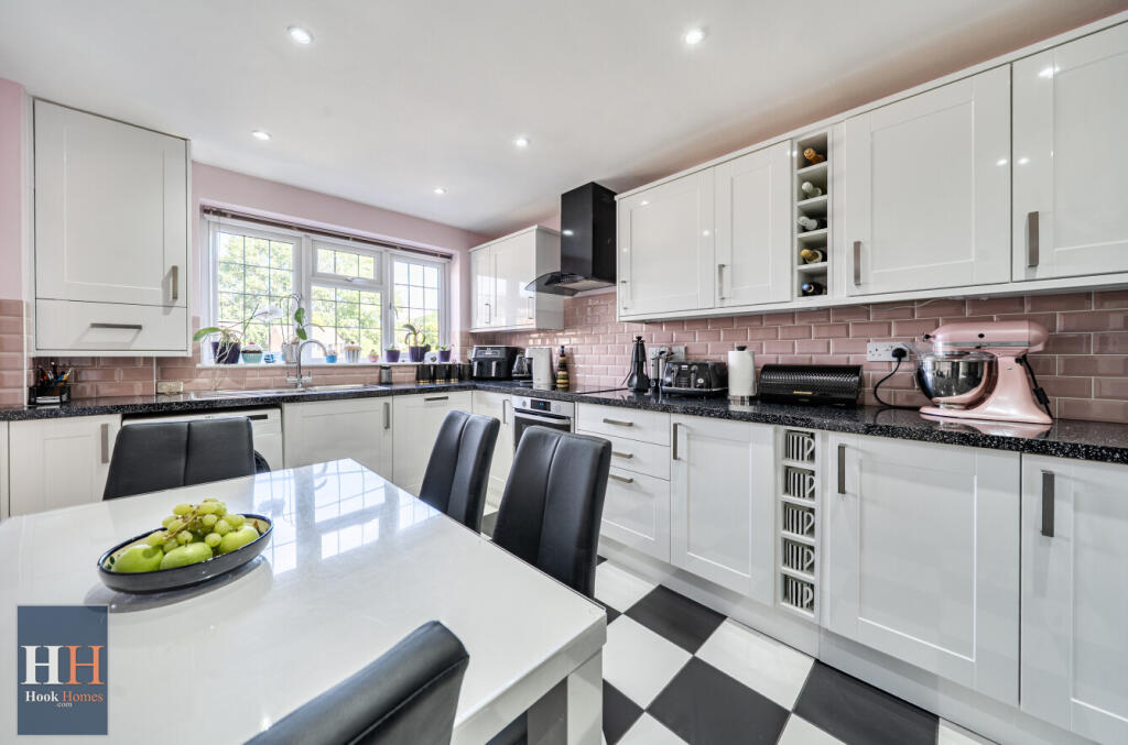 House in Hart, Hook - View 4