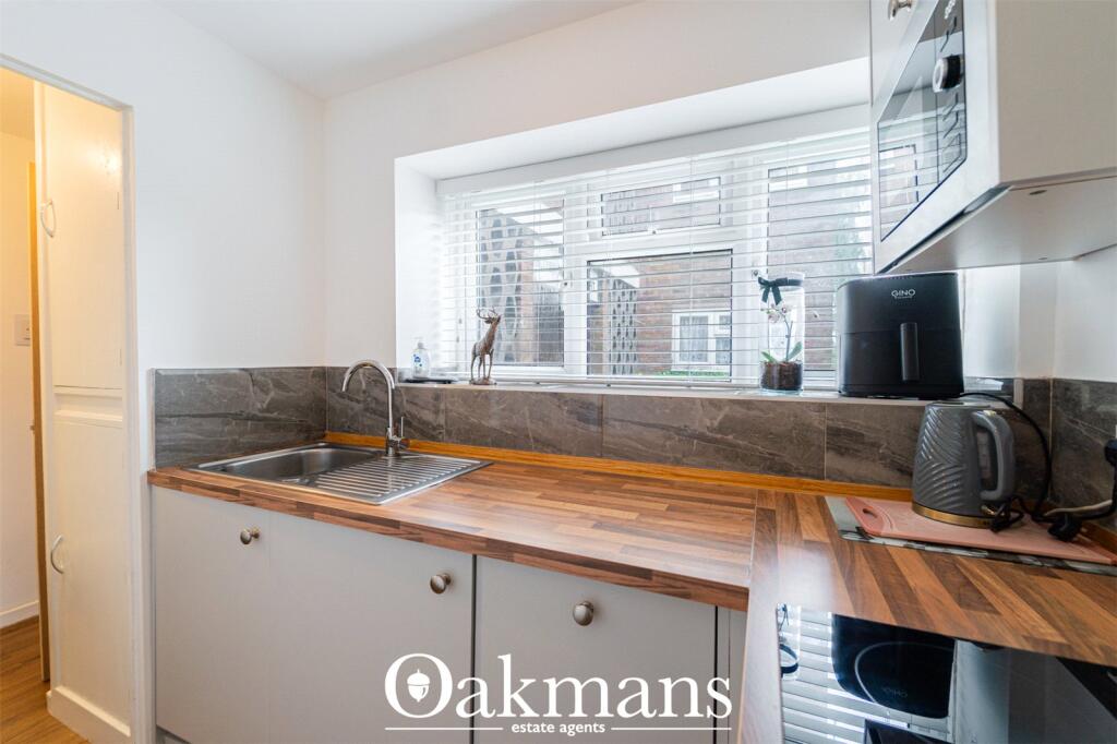 Apartment in Birmingham, West Heath - View 4