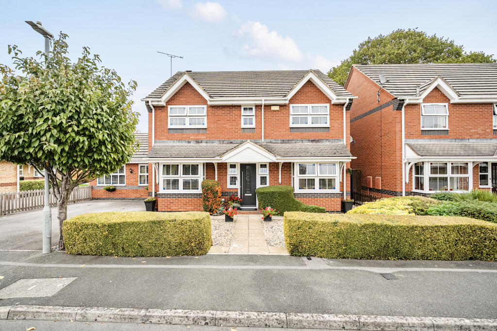 Main image of property: Watermead, Swindon, SN3