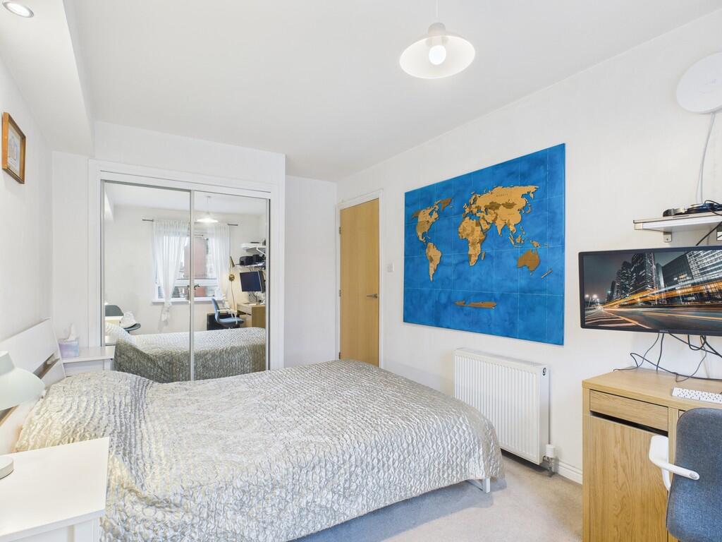 Apartment in Glasgow - View 5