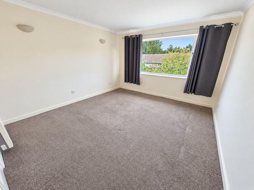 Apartment in Birmingham, Sutton Coldfield - More