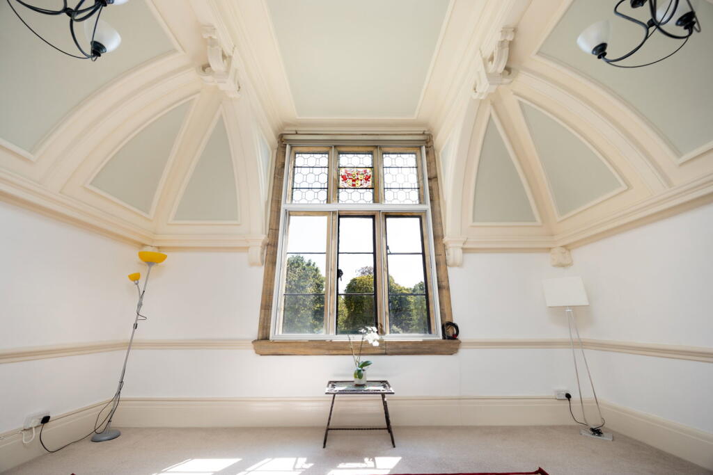 Apartment in Swindon - View 5