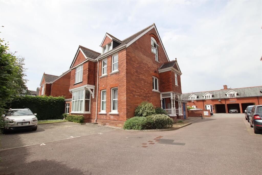 Main image of property: Alphington Road, Exeter
