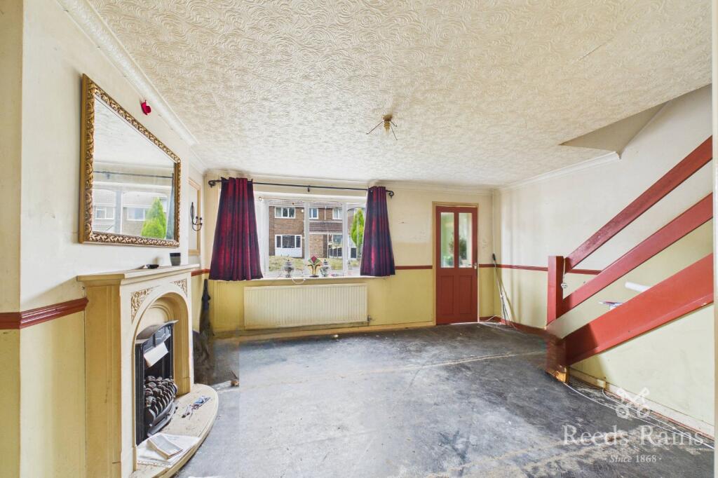 Sunningdale Close, Hyde, Greater Manchester, SK14 photo 4