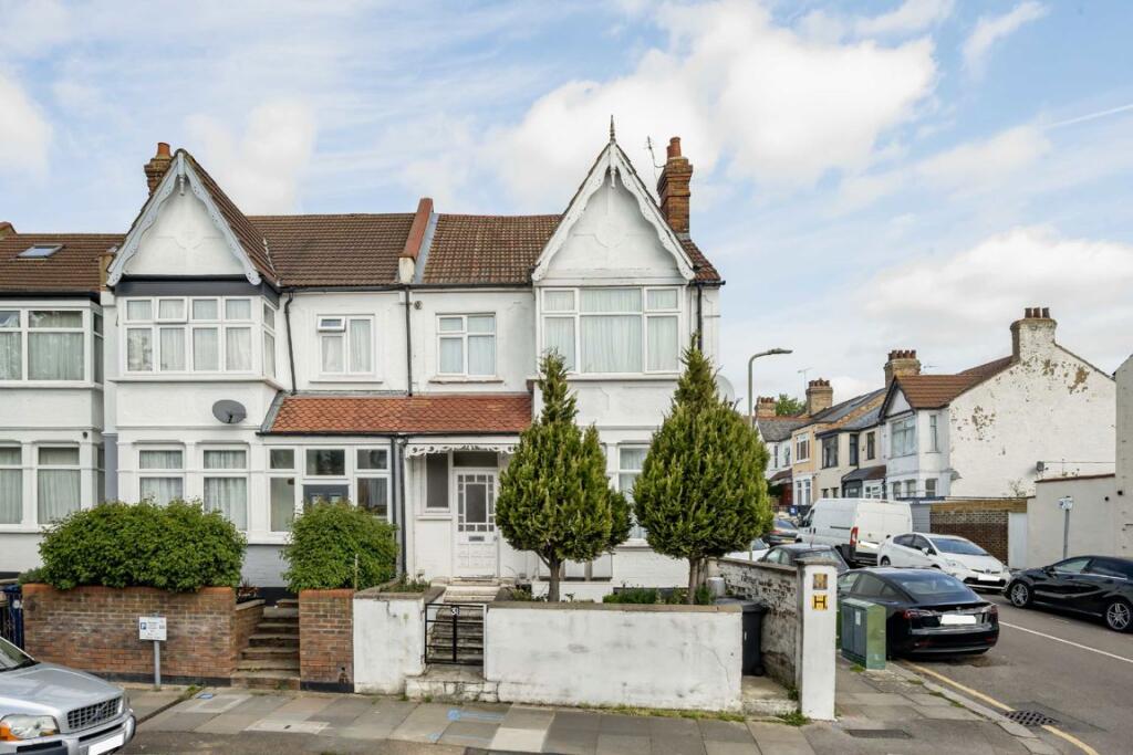 Main image of property: Park Road, London