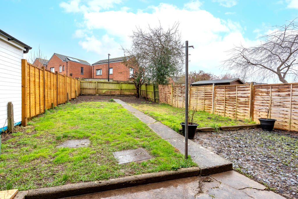 Saltmarsh Drive, Lawrence Weston, Bristol photo 2