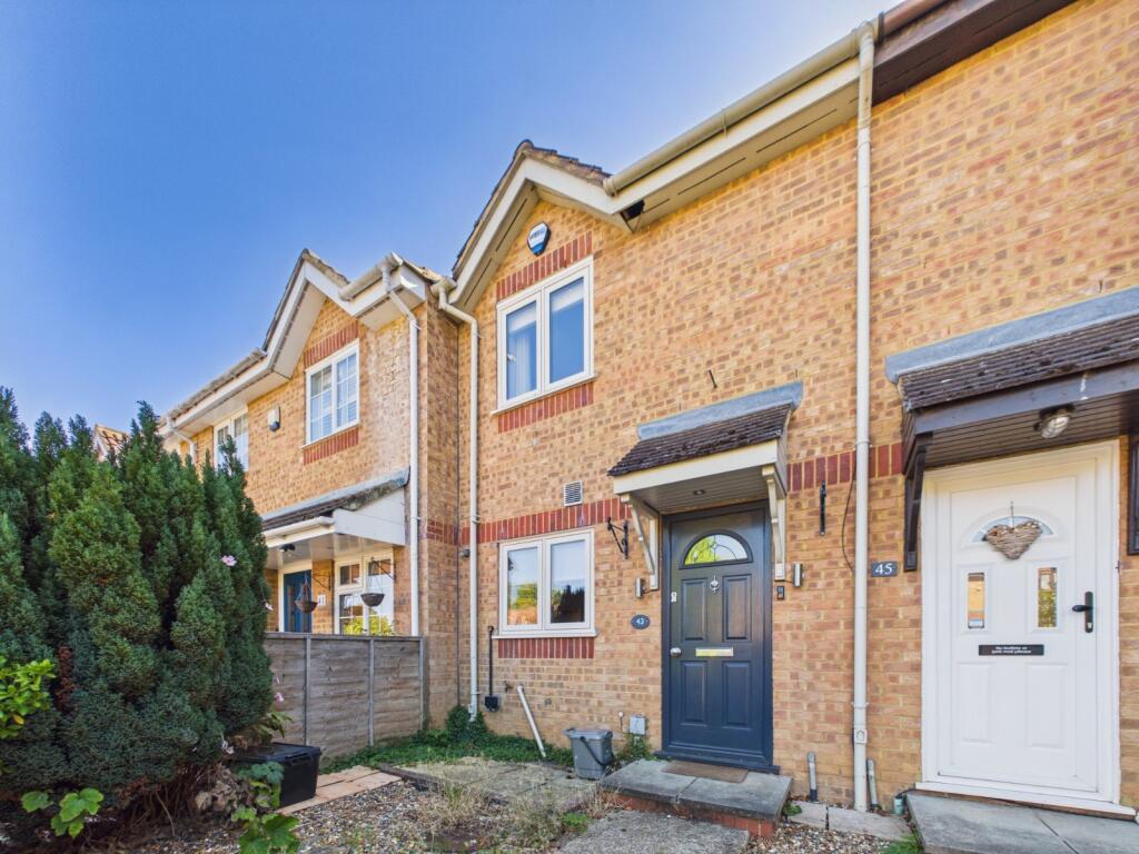 Main image of property: Lowestoft Drive, Cippenham, Berkshire, SL1