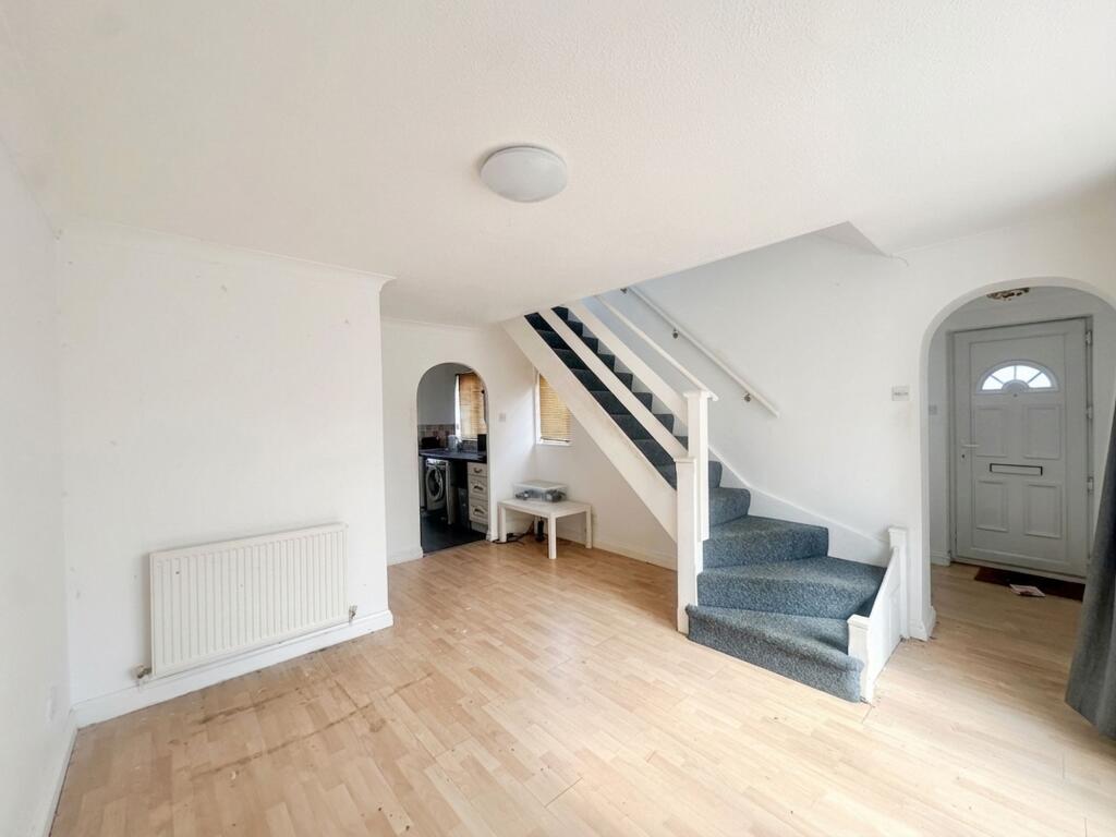 House in Hertsmere, Elstree and Borehamwood - View 2