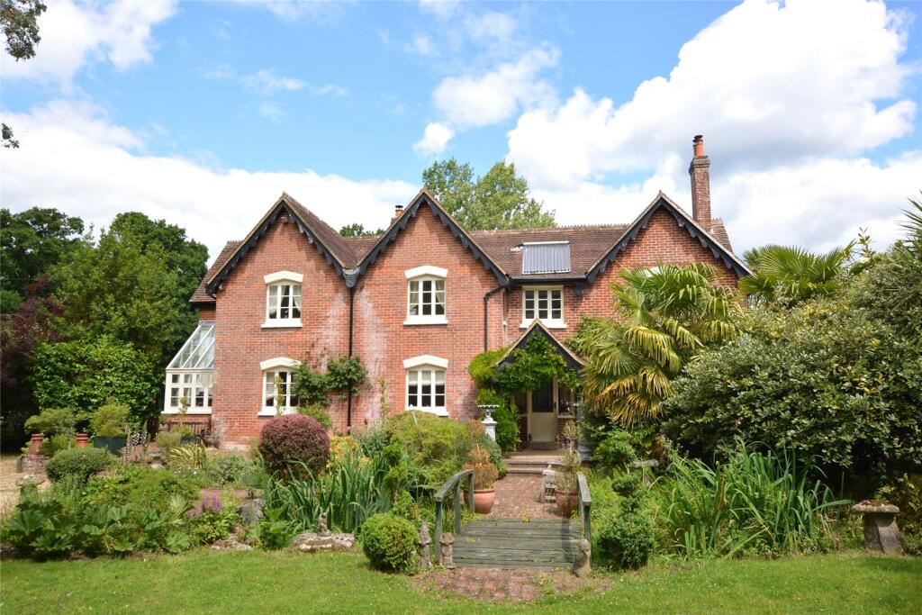 Main image of property: South Drive, Ossemsley, New Milton, Hampshire, BH25