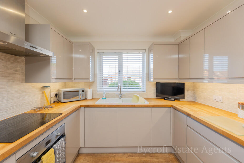 House in Great Yarmouth, Bradwell - View 3