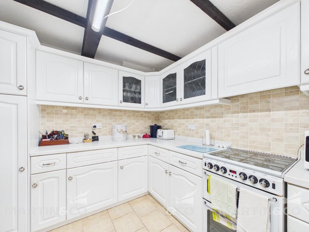 House in Doncaster, Norton - View 3