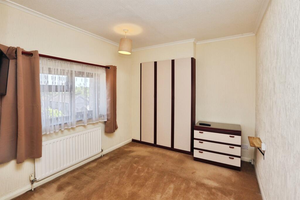 House in Fareham, Hampshire - More
