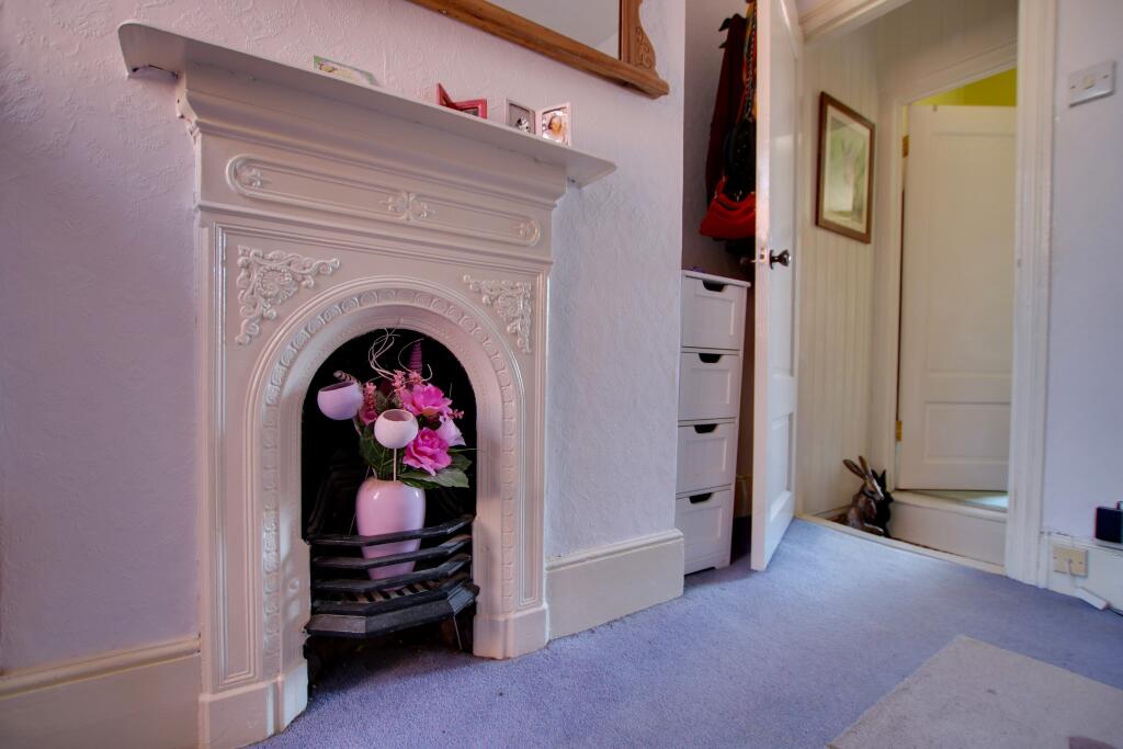 House in Southampton - View 5