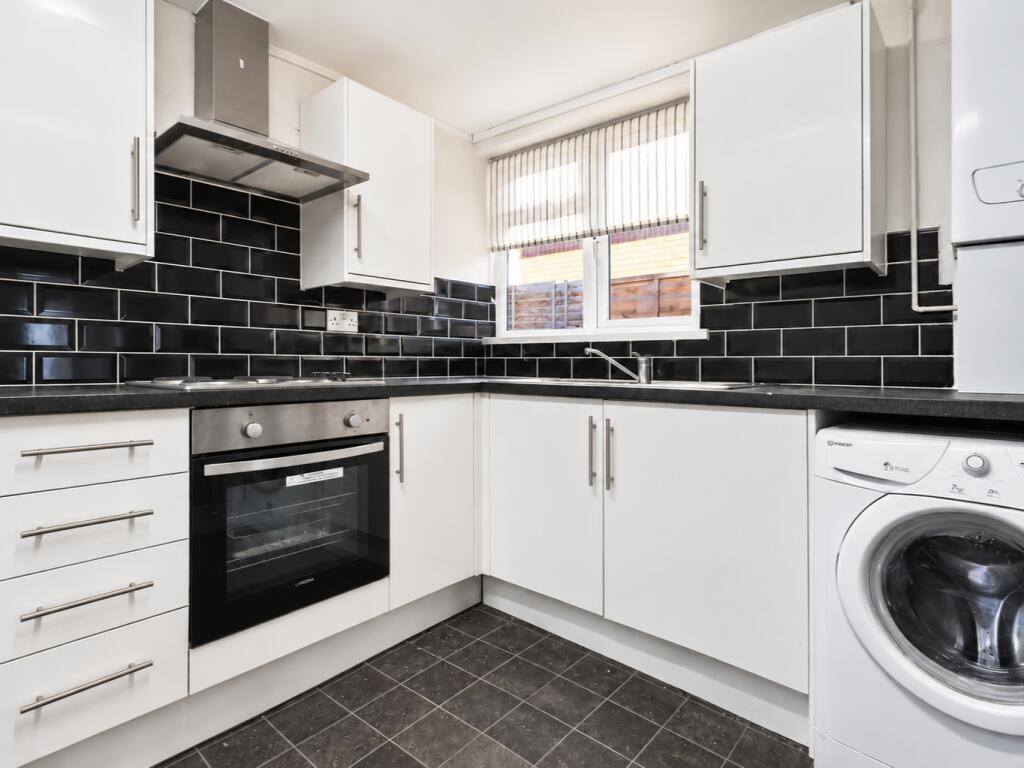 Apartment in Cambridge - View 4