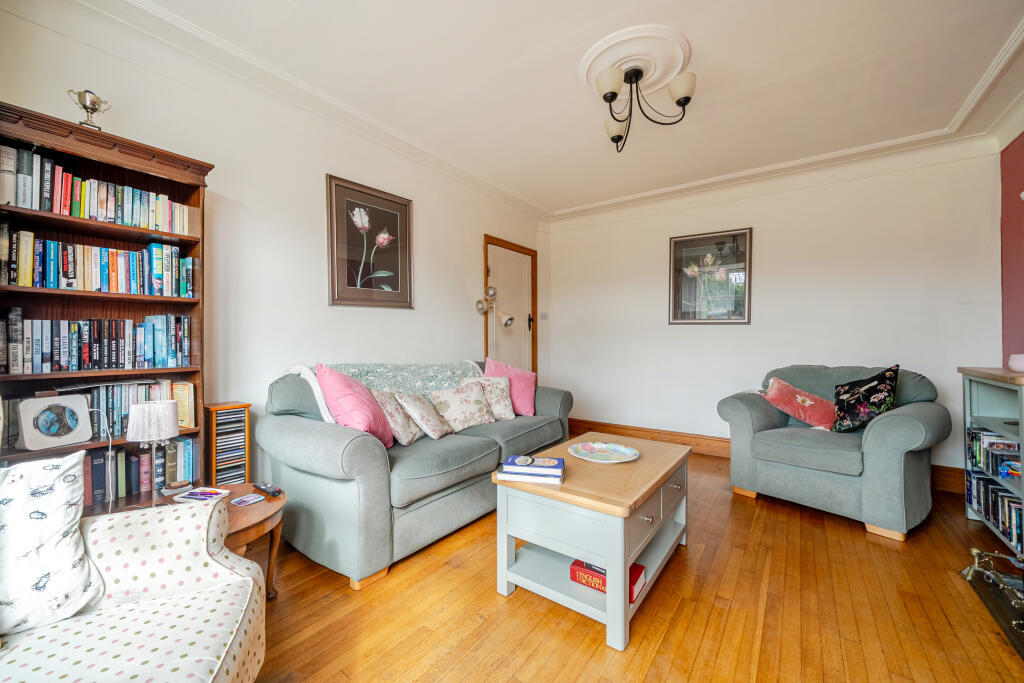 House in Mold, Pentre - View 4