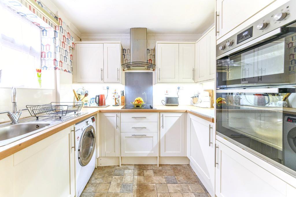 Lydford Close, Bedford, MK40 3AZ photo 3