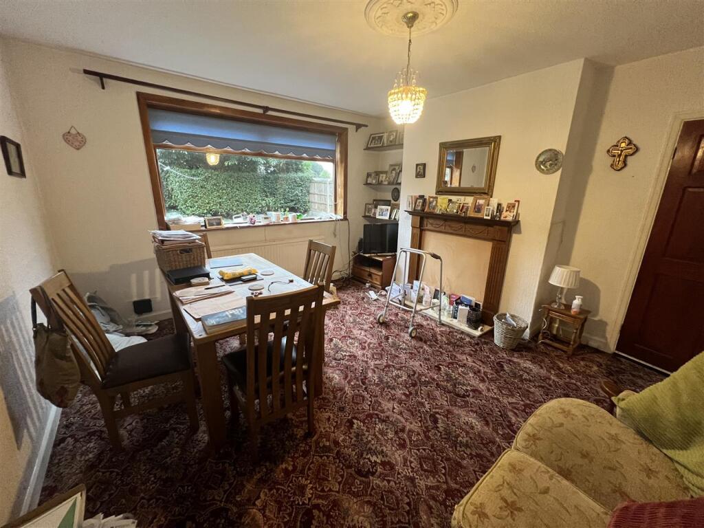 House in Manchester, Greater Manchester - More