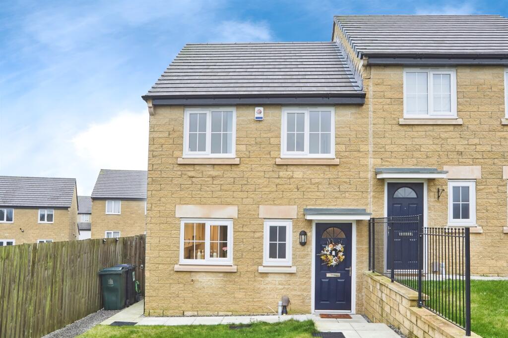 Main image of property: Meadowlands, Allerton, Bradford