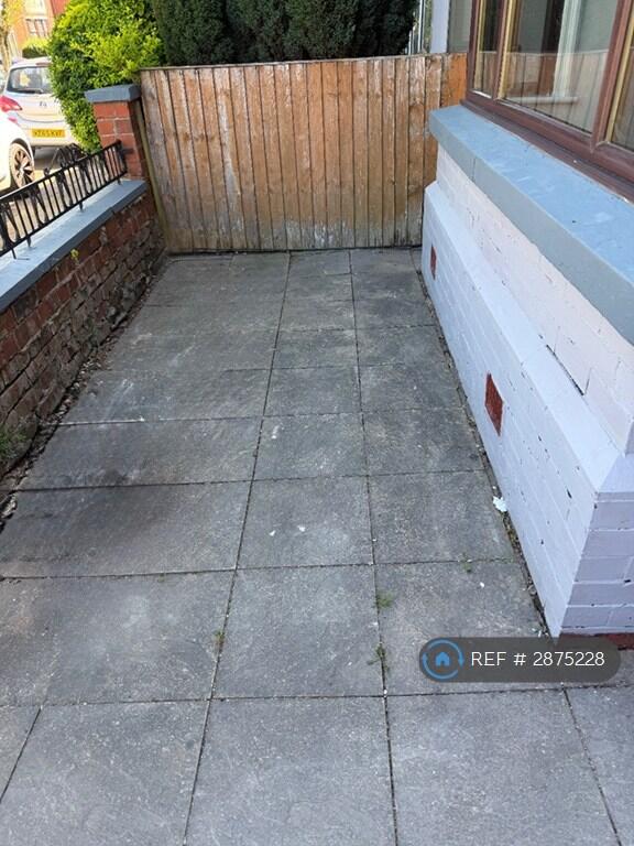 Main image of property: Worsley Avenue, Manchester, M40