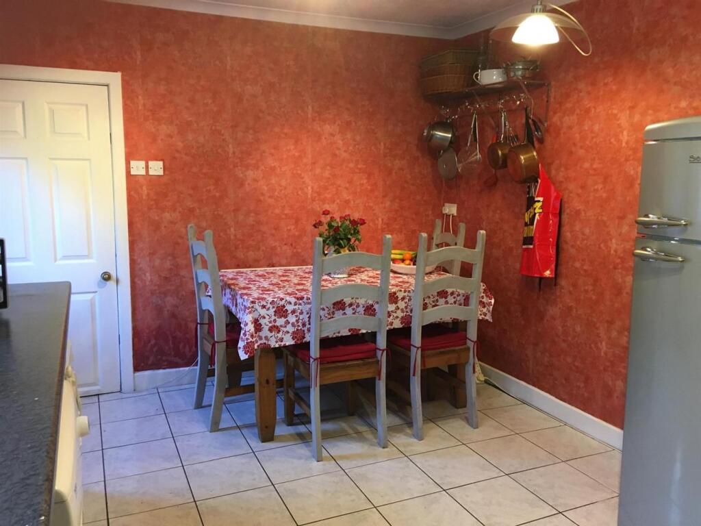 Additional image 11 of Hollybank, Catherine Slack, Queensbury