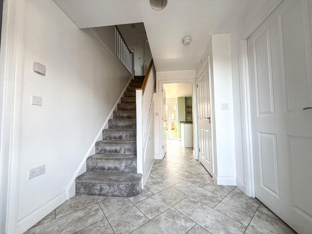 Sterling Way, North Petherton, Bridgwater, Somerset, TA6 6DA photo 2