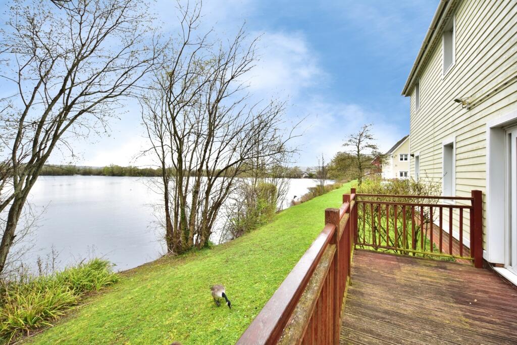 Main image of property: New Hythe Lane, Larkfield, Aylesford, Kent, ME20