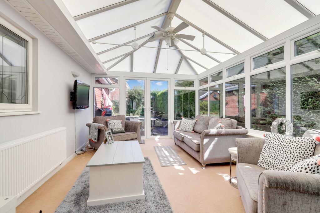 House in Ashfield, Nabbs, Hucknall - View 4