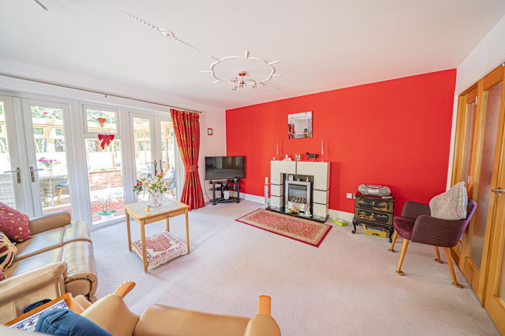Warwick Road, Solihull, B91 photo 5