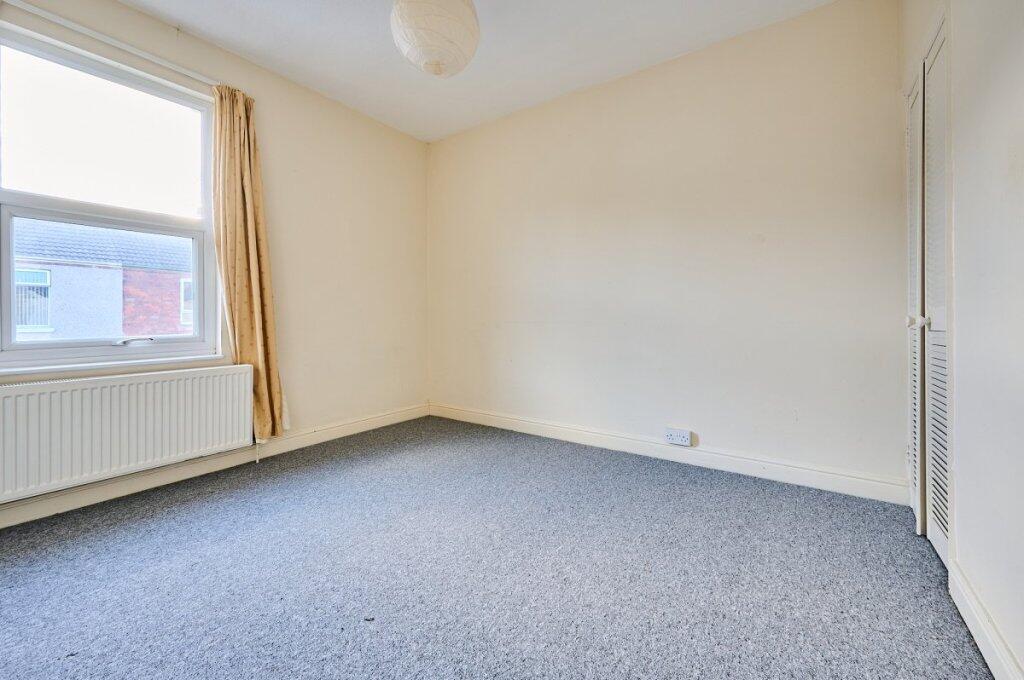 House in Rugby, Warwickshire - More