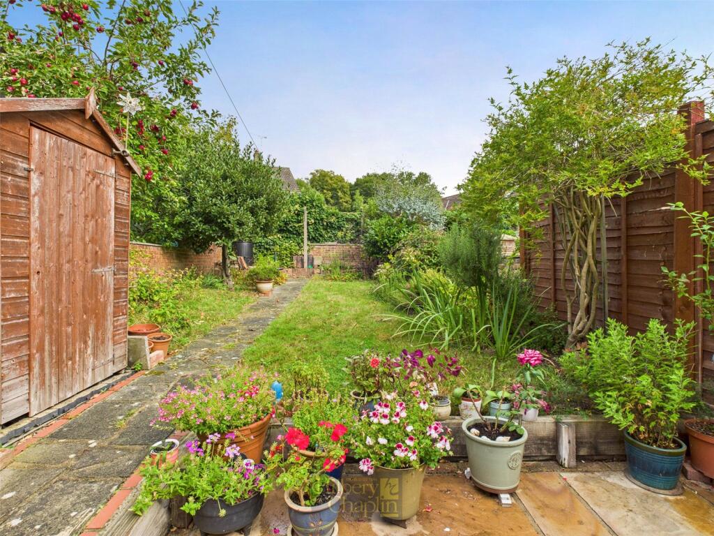 3-bed terraced on Thrift Green, Brentwood, Essex, CM13, £390,000
