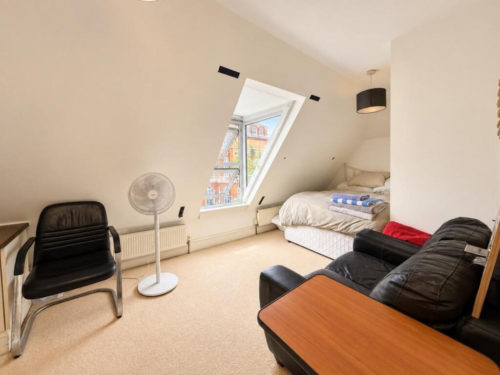 Apartment in London, Bellenden - View 4