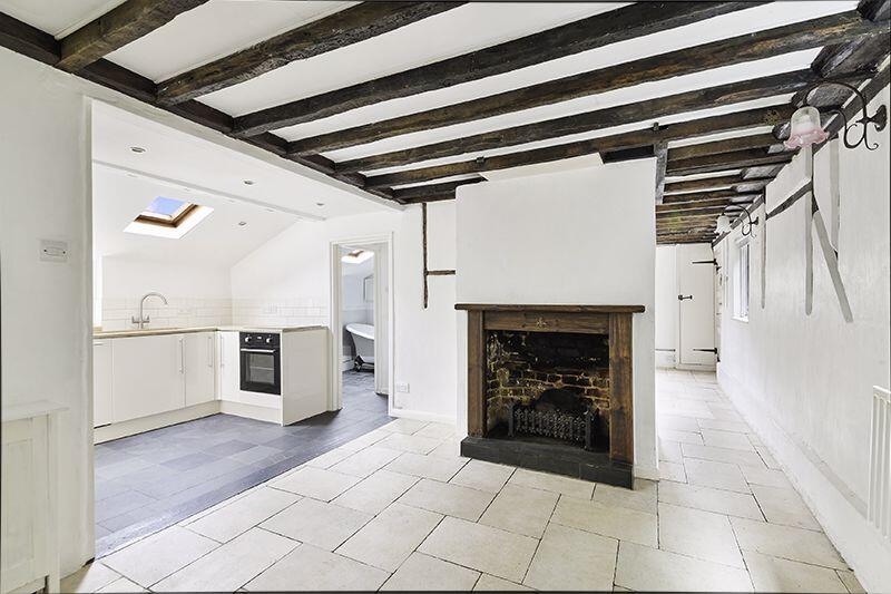 House in Redhill - View 2
