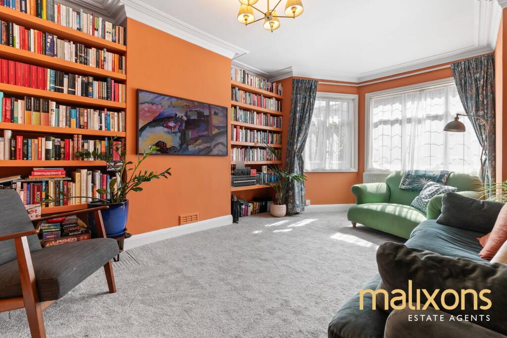 House in London - View 2