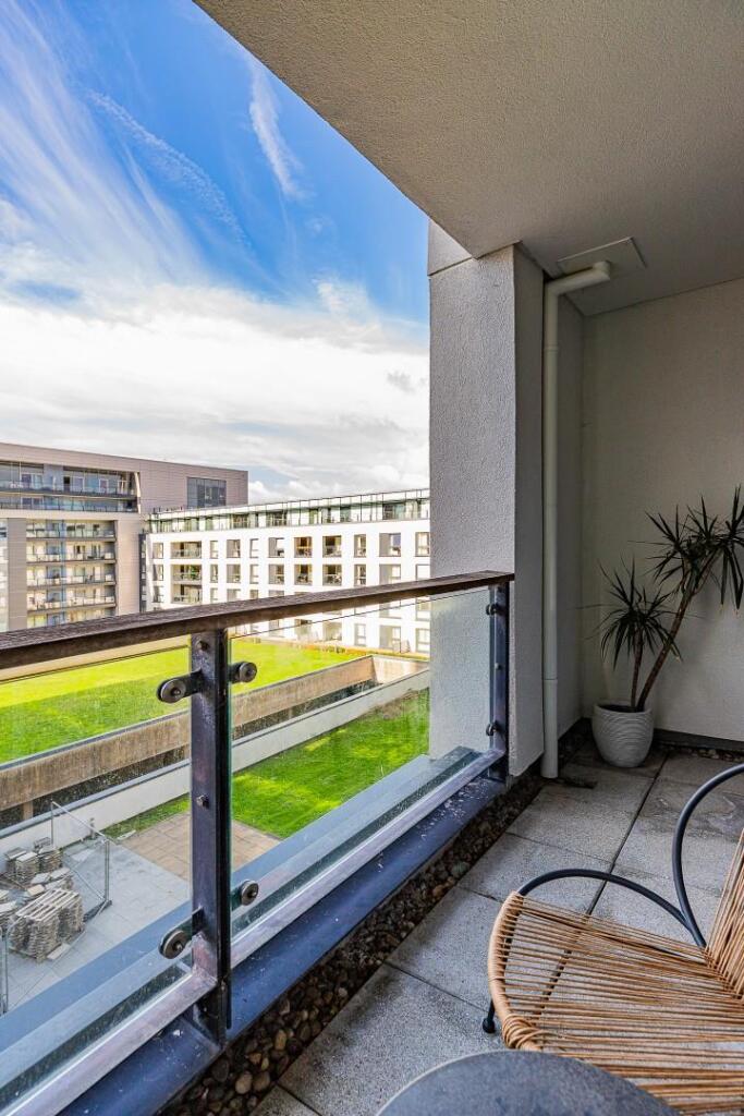 Apartment in Cardiff, Windsor Quay, Grangetown - View 4