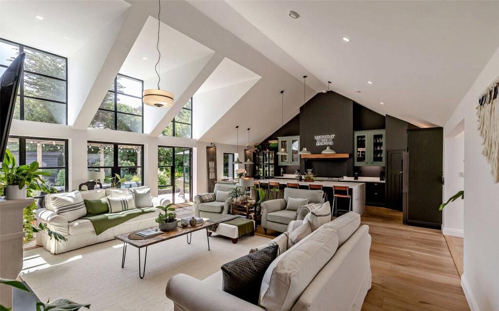Main image of property: Telegraph Lane East, Norwich, NR1