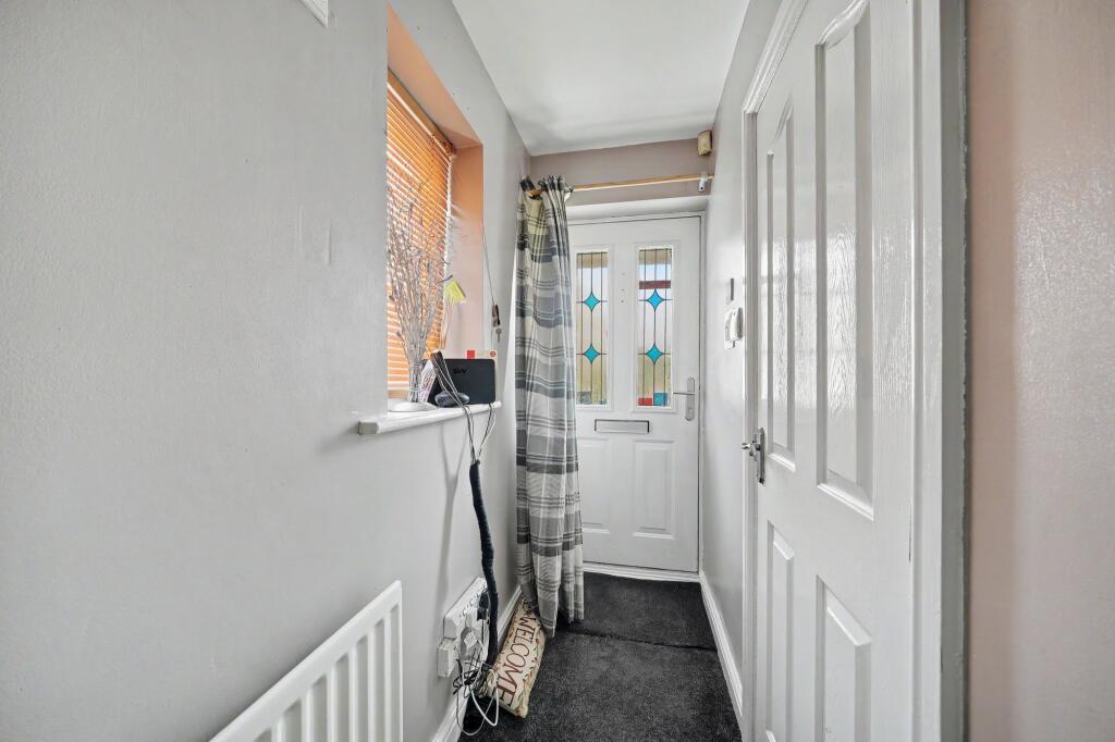 House in Huddersfield - View 5
