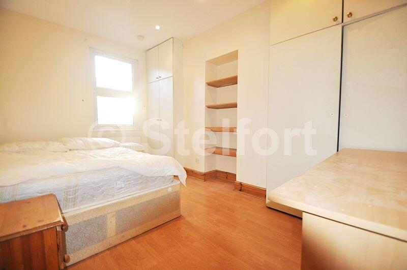 Apartment in London - View 4