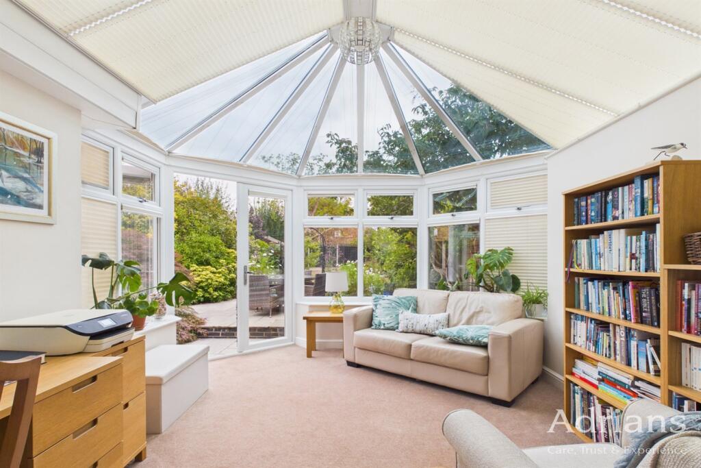 House in Chelmsford, Great Baddow - View 4