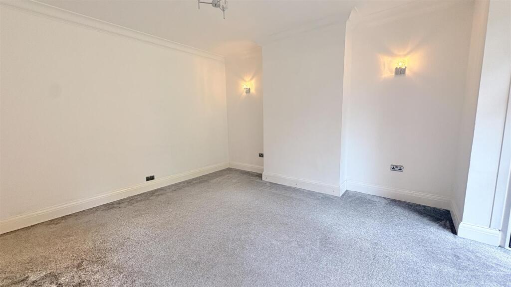 House in Birmingham - View 5
